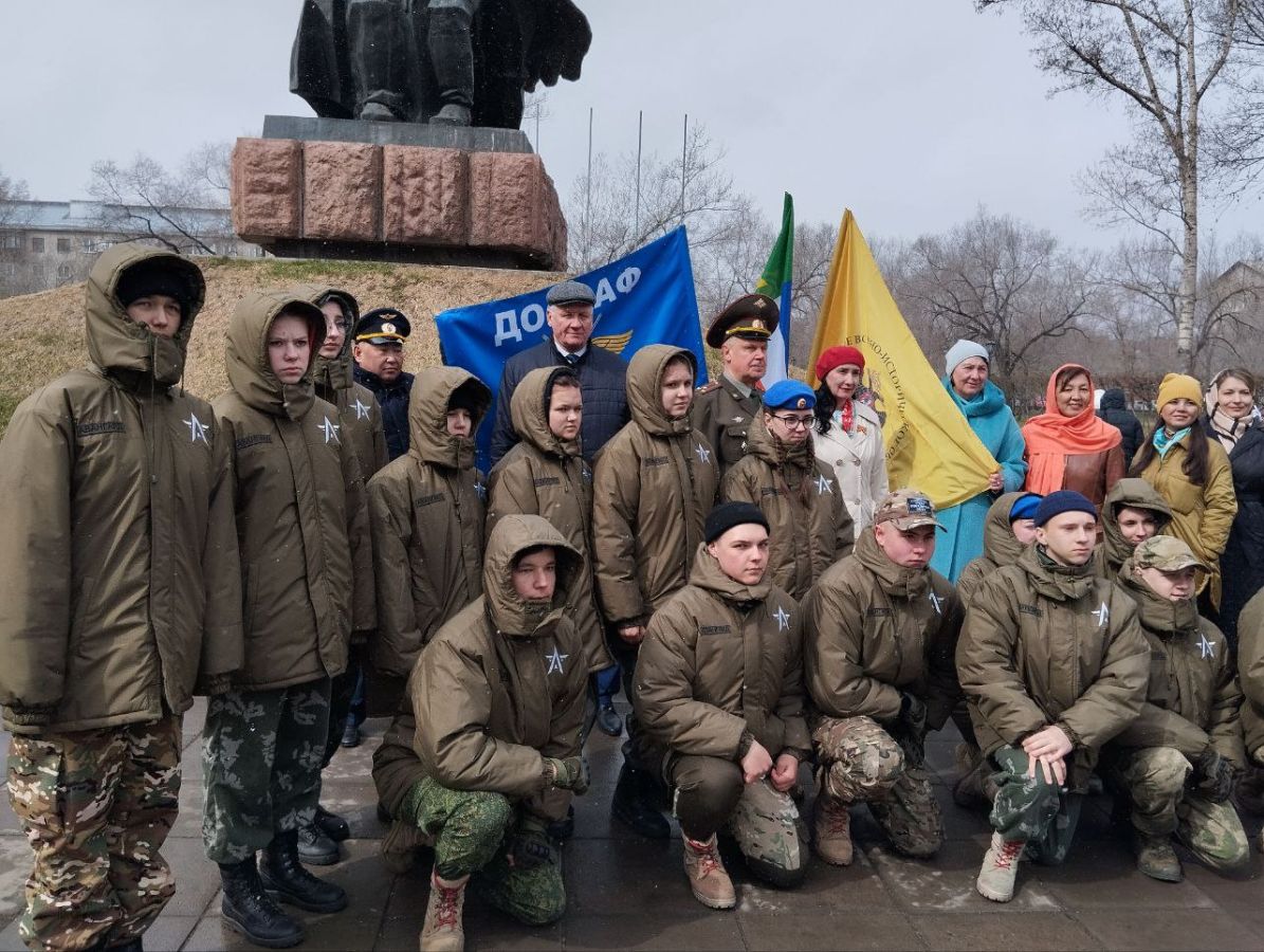 miting posvyashchyennom startu