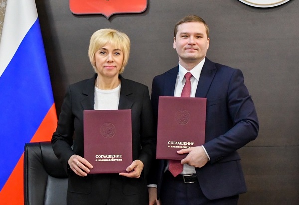 Konovalov Gromova