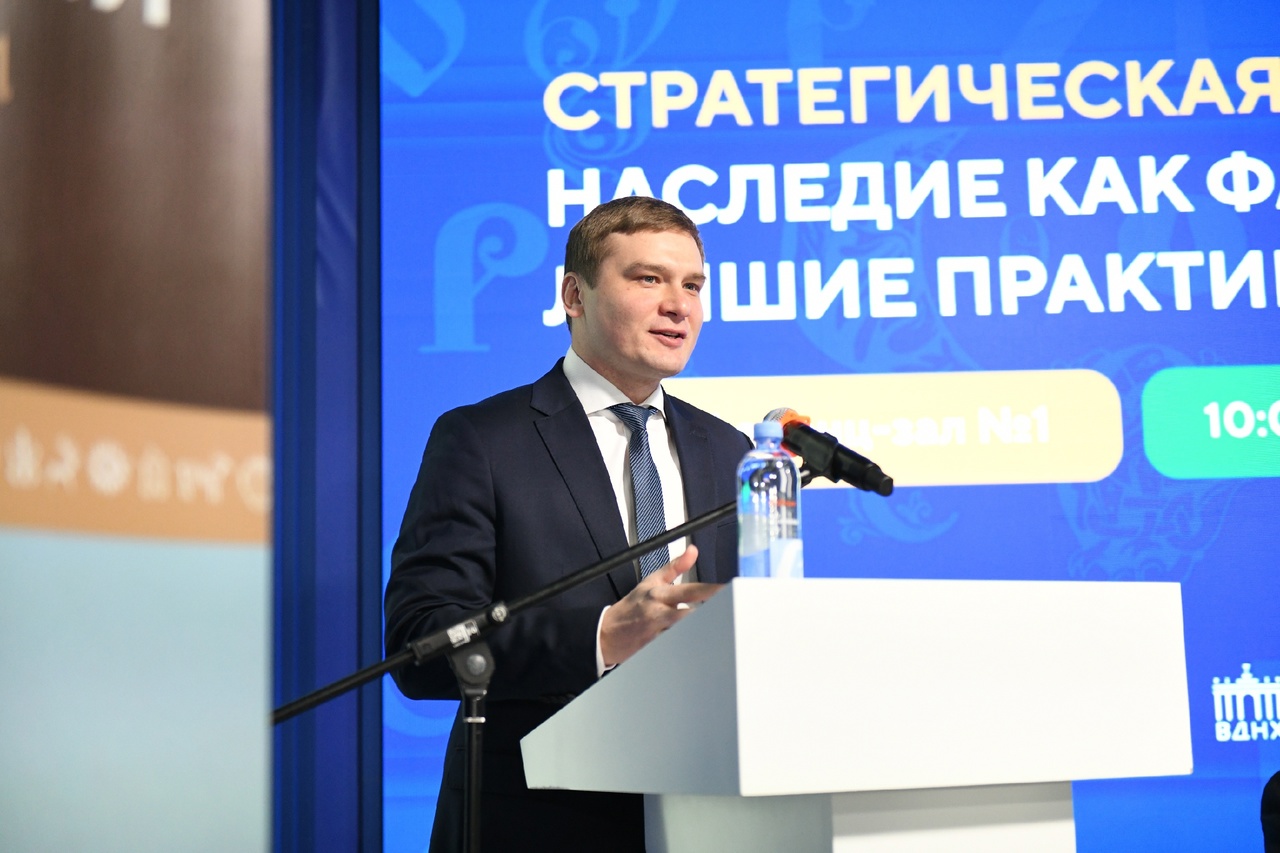 Konovalov na vistavke
