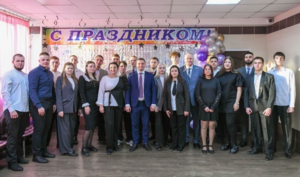 Konovalov studenti HT