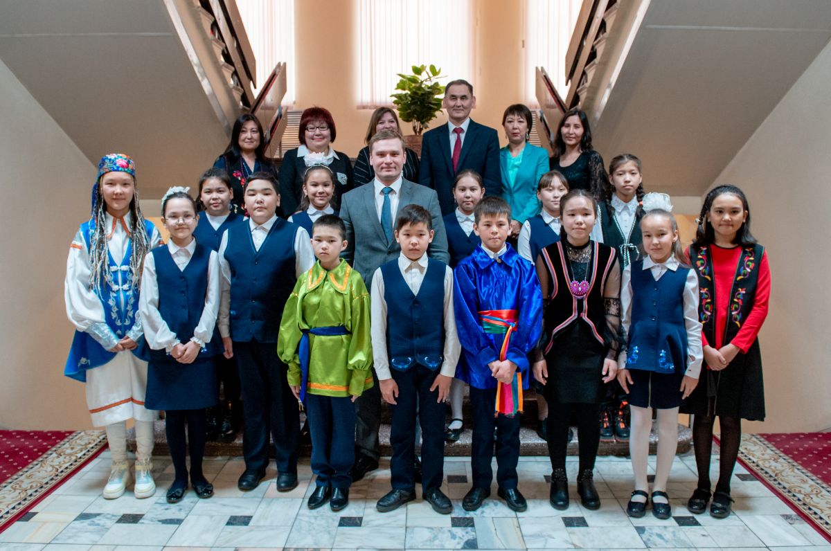 nagraqdenie putiklassnikov