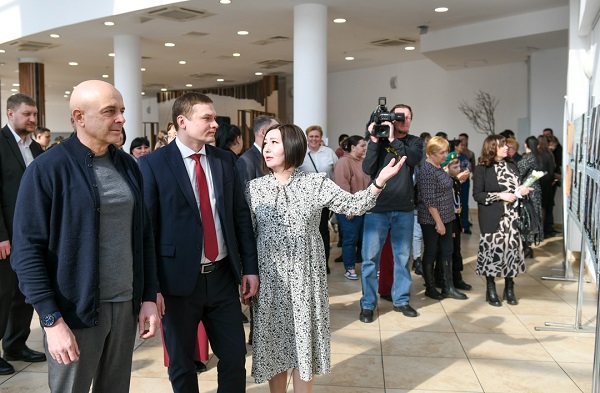 silnie v tilu vist
